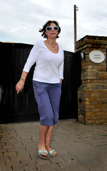 jackiey budden feet 3