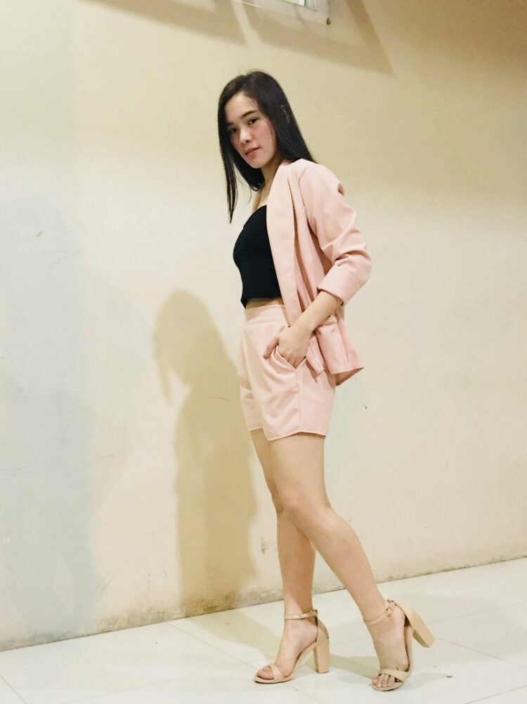 jackque gonzaga feet 4