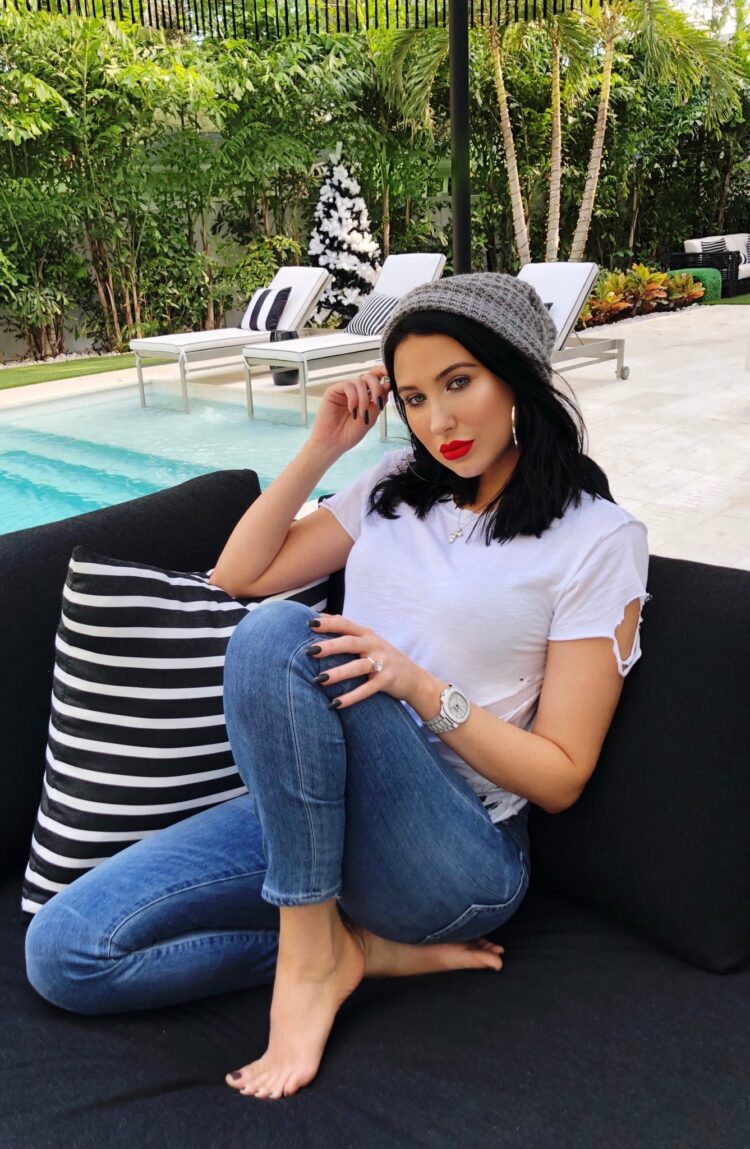 jaclyn hill feet 1