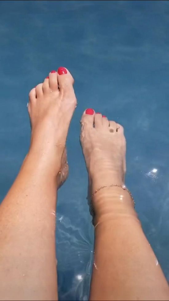 jacqie campos feet 5