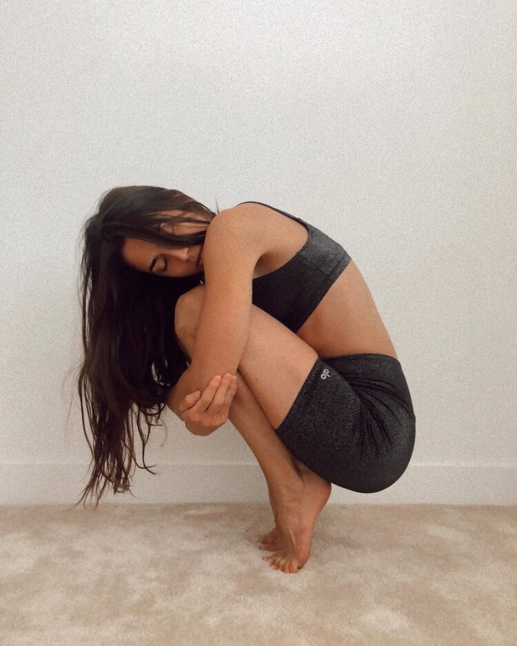 jacqueline arenal feet 5