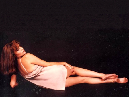 jacqueline bisset feet 6