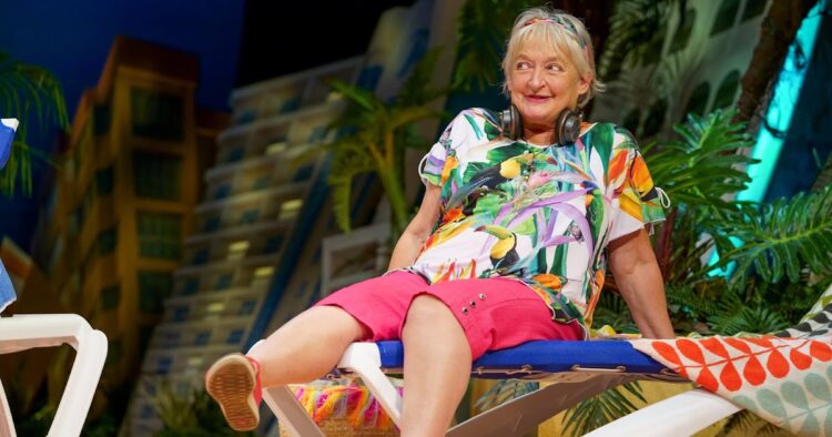 jacqueline brookes feet 5