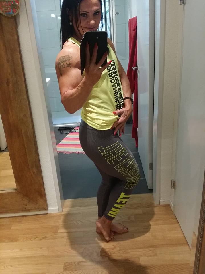 jacqueline fuchs feet 2