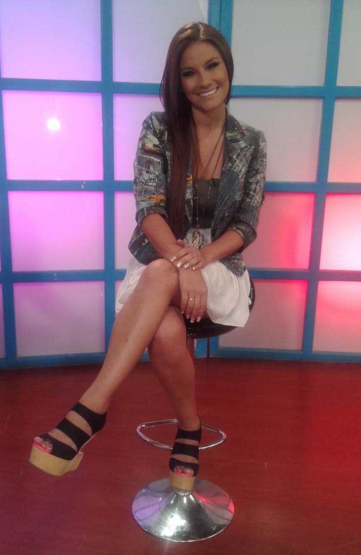 jacqueline gaete feet 4