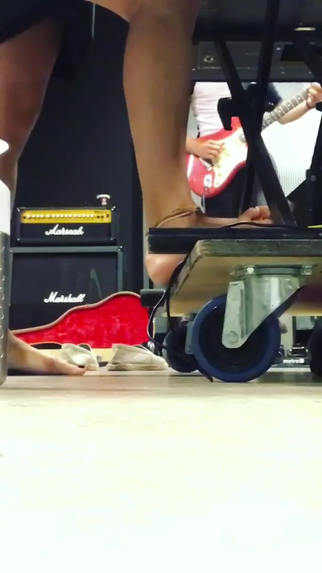 jacqueline govaert feet 6