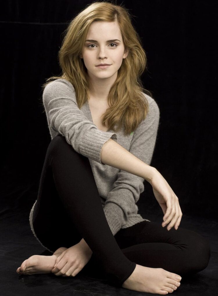 jacqueline luesby feet 1