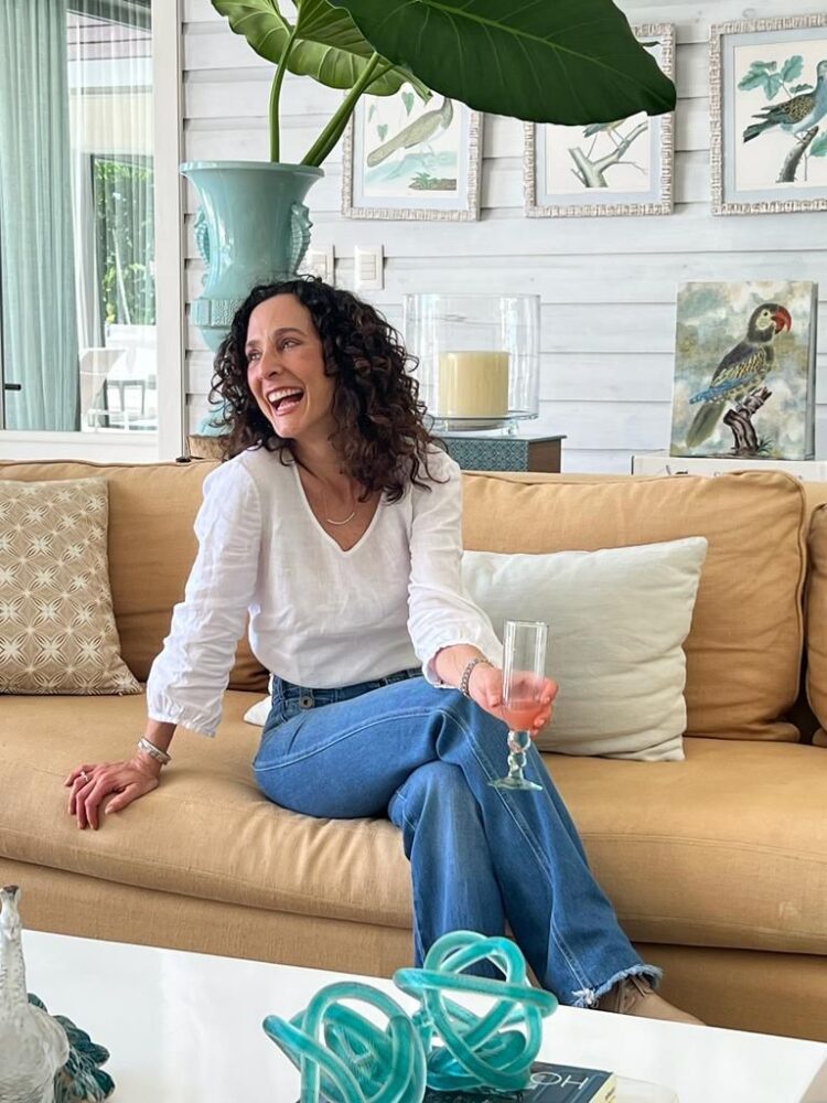 jacqueline m fiallo feet 5