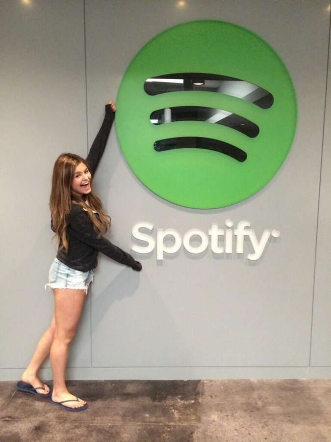 jacquie lee feet 4