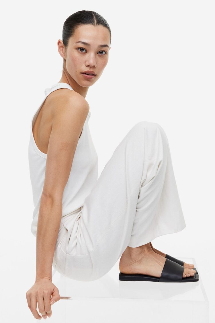 jade nguyen tom feet 2