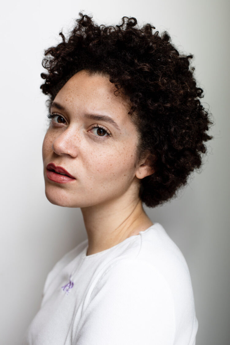 jade olieberg feet 4