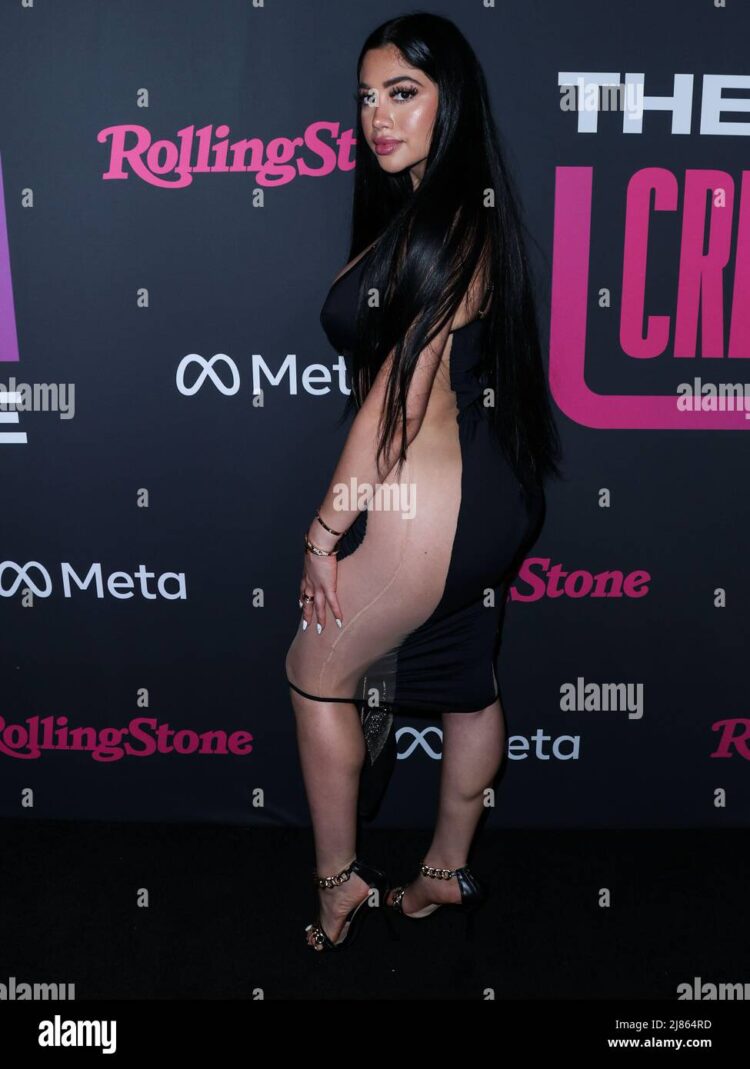 jailyne ojeda ochoa feet 3