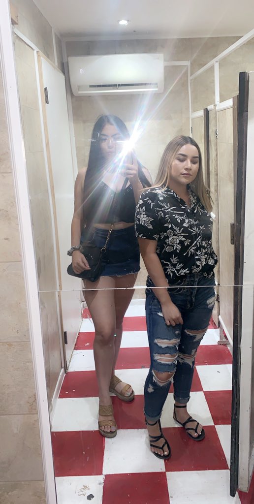 jakeline lima feet 3