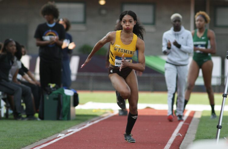 jala henderson feet 1