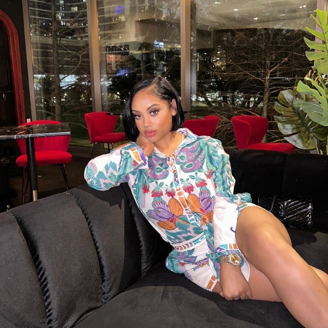 jaliyah monet feet 3