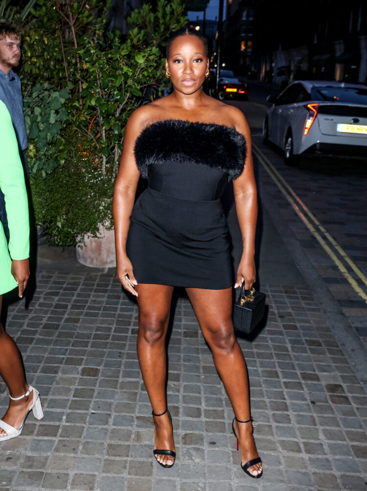 jamelia feet 2 scaled