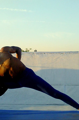 james roberts feet 4