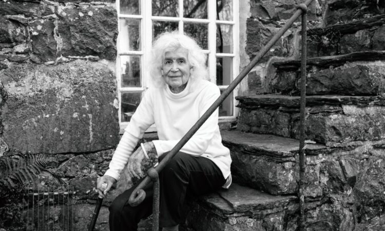 jan morris feet 5