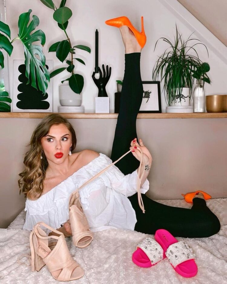 jana hrmova feet 6