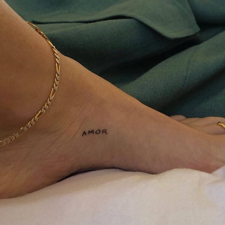 janae roberts feet 2