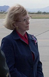 jane dee hull feet 1