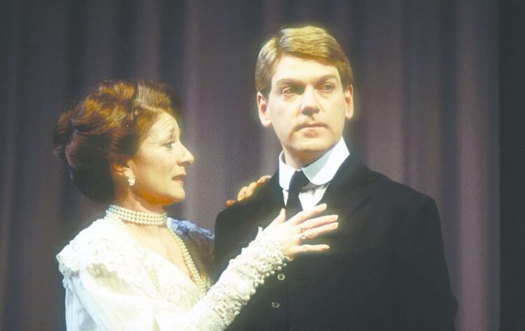 jane lapotaire feet 4