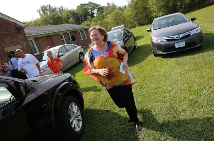 jane omeara sanders feet 1 scaled