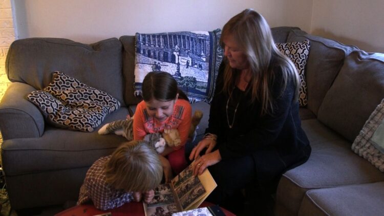 jane omeara sanders feet 4