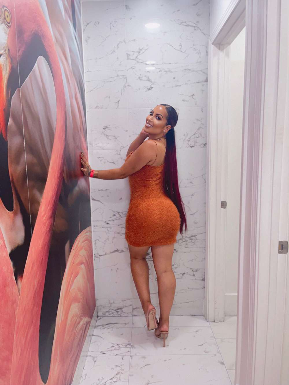 janelle bryant feet 5