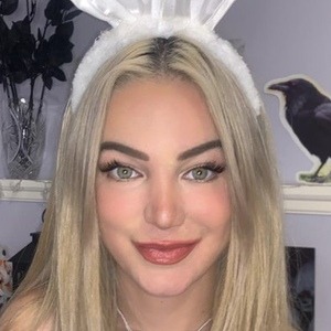 janelle godin feet 4