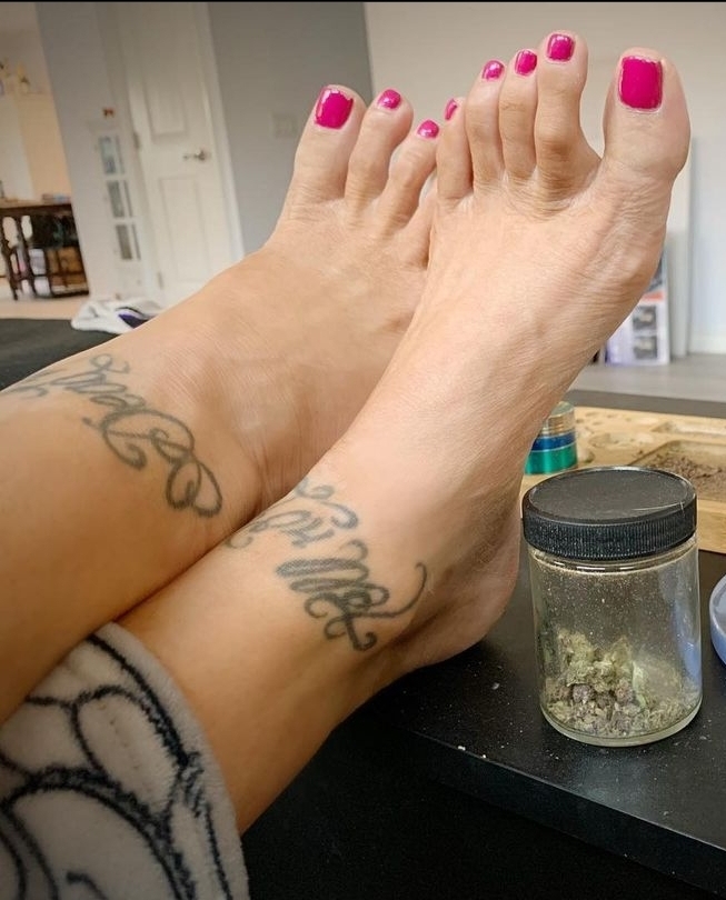 janelle martinez feet 1