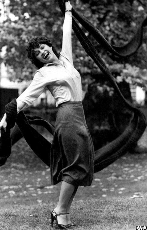 janet fielding feet 3