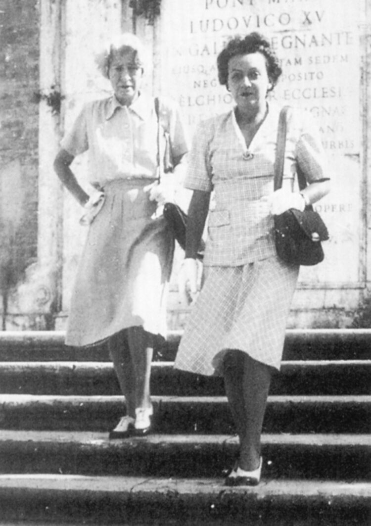 janet flanner feet 4