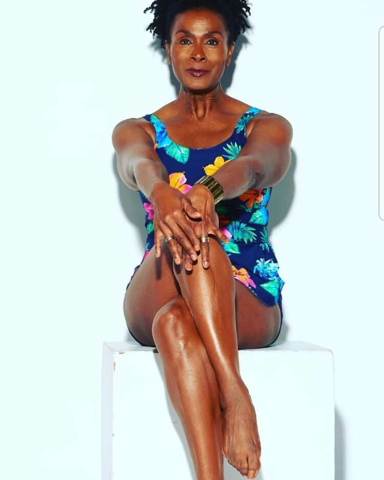 janet hubert feet 1
