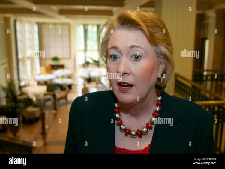 janet huckabee feet 1