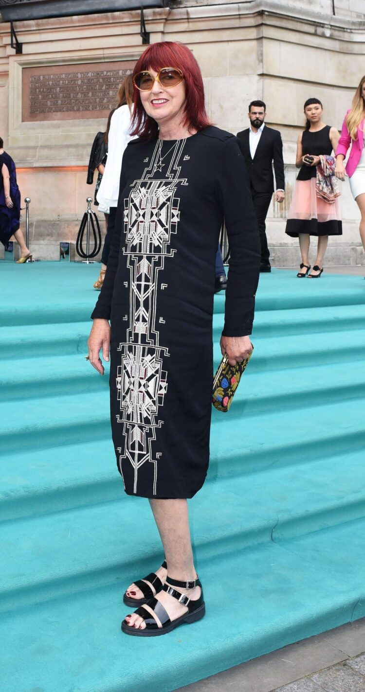 janet street porter feet scaled