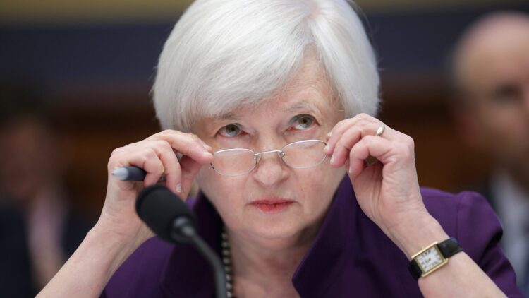 janet yellen feet 3 scaled
