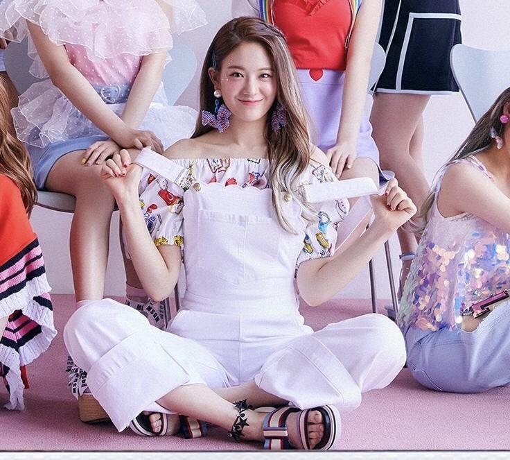jang gyu ri feet 6
