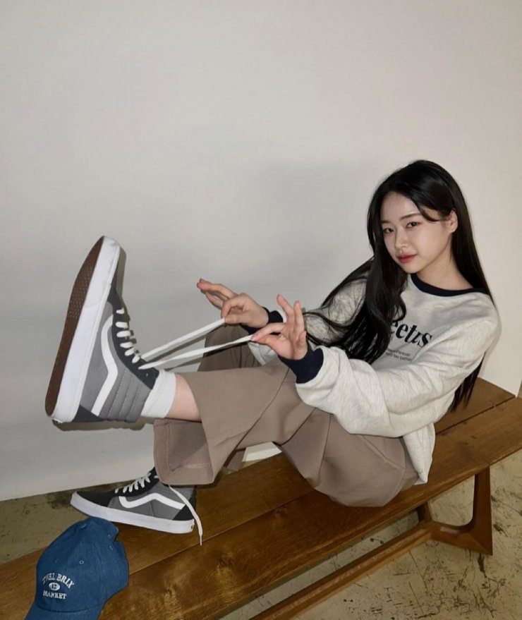 jang yeo bin feet 4