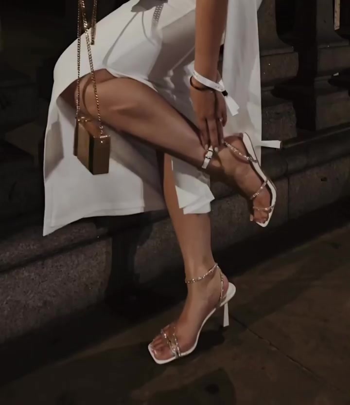 janice joostema feet 1