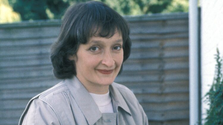 janine duvitski feet 6