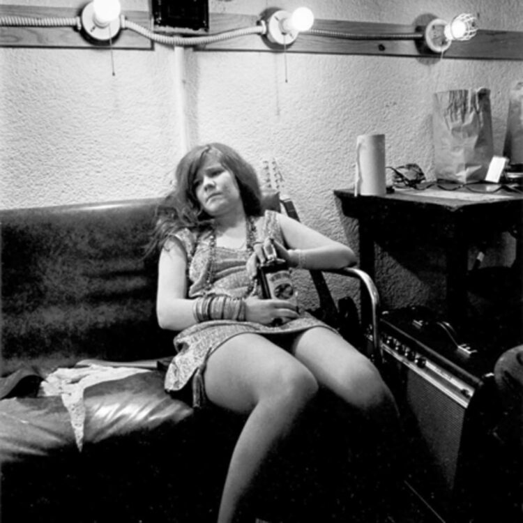 janis joplin feet 6