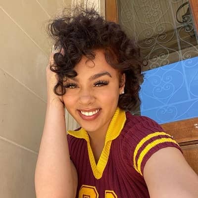 janiya drinnon feet 3