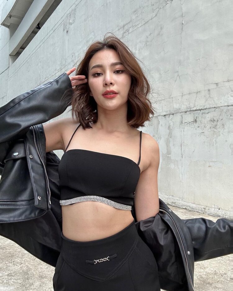 janjira junpitakcha feet 2