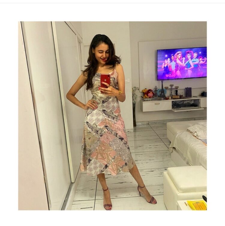 janki bodiwala feet 5