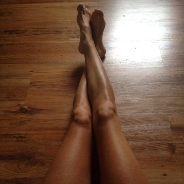 janne robinson feet 5