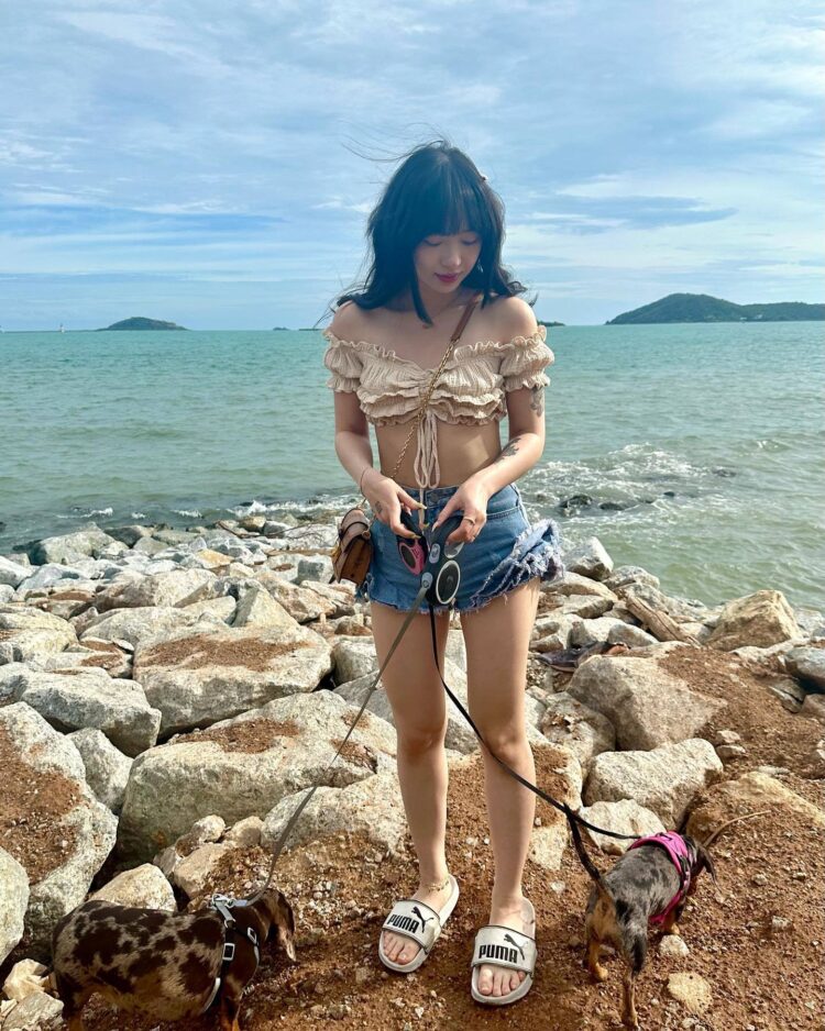 jannine weigel feet 3