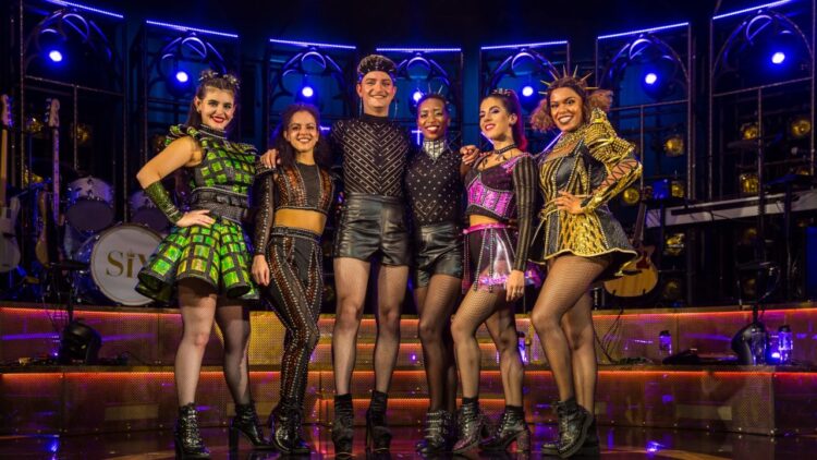 jarneia richard noel feet 6