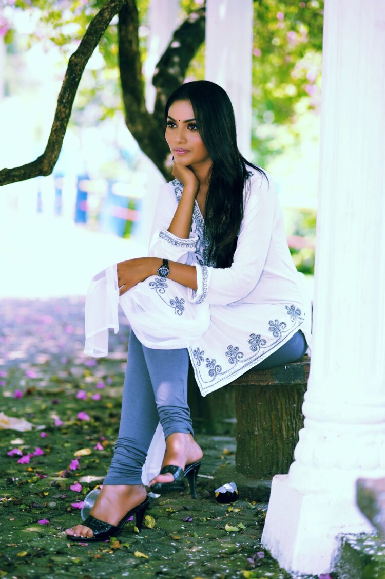 jasmin michael feet 3