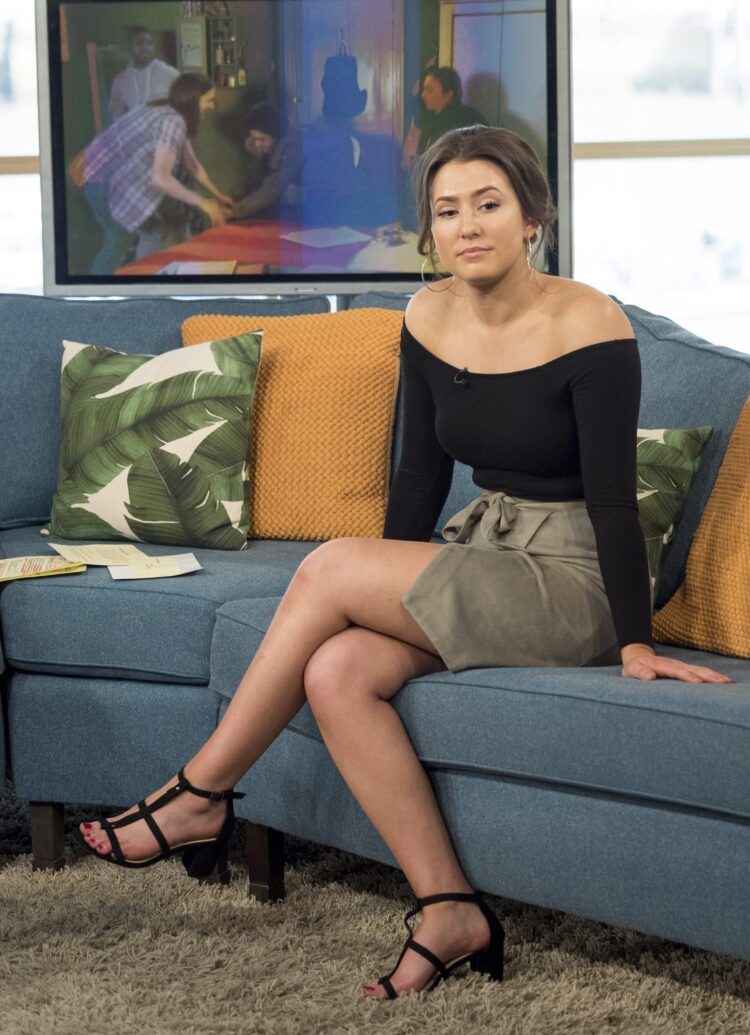 jasmine armfield feet 4